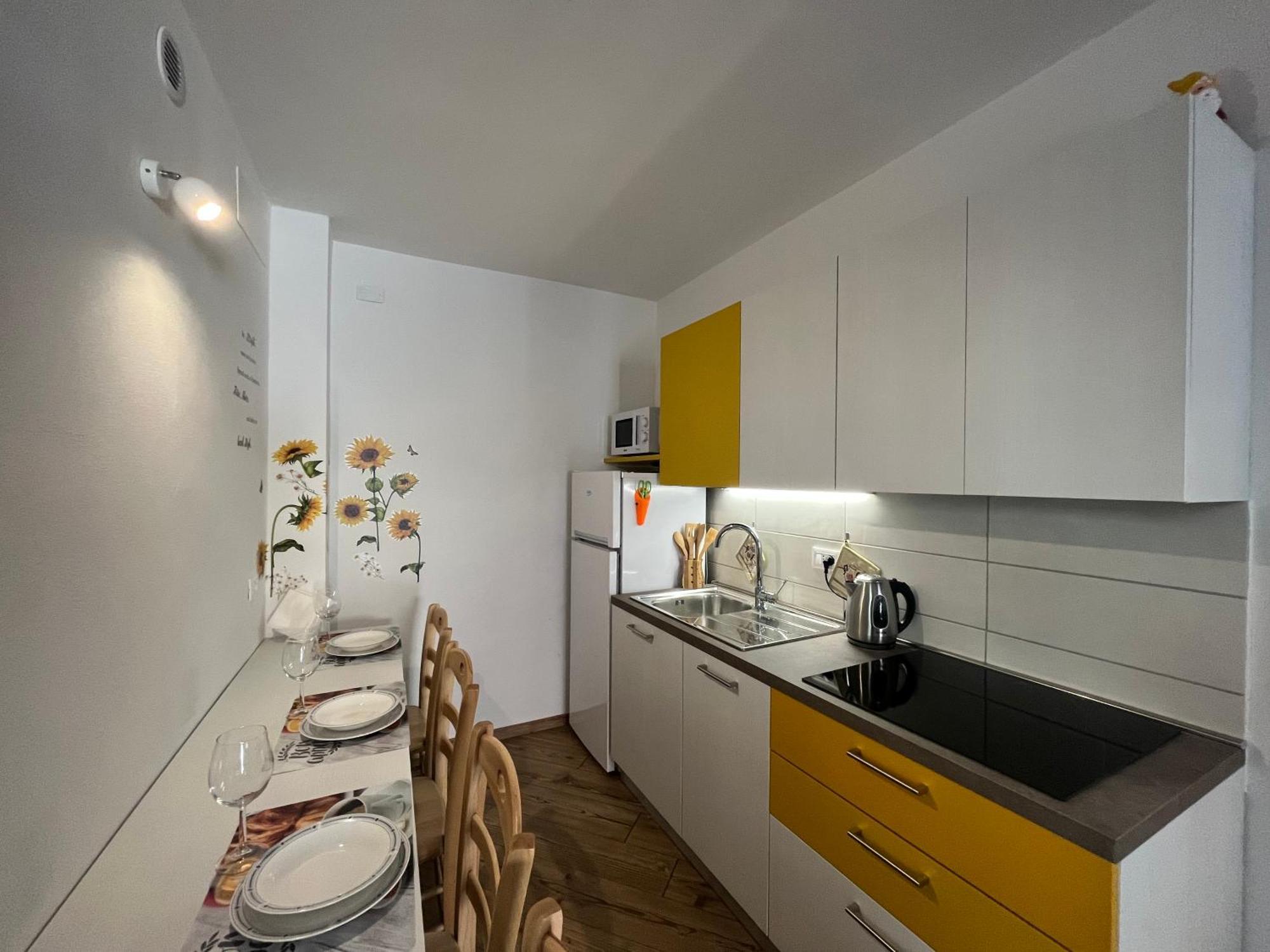 Borgo Bliss Apartment Тенно Екстер'єр фото