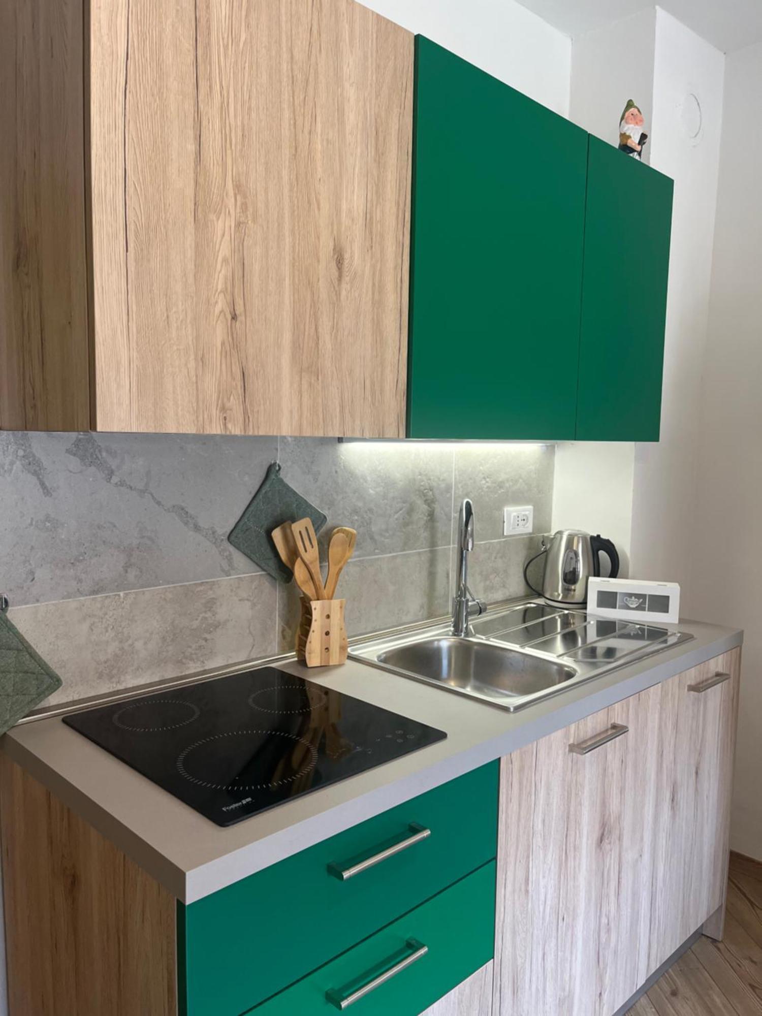 Borgo Bliss Apartment Тенно Екстер'єр фото